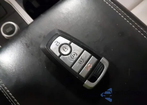 2021 Ford Explorer Xlt from USA, damaged, VIN 1FMSK8DH0MGA04236